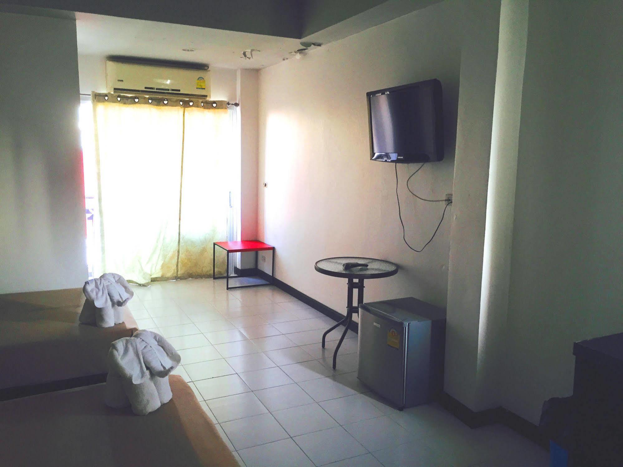 Benetti Lodge Patong Ngoại thất bức ảnh