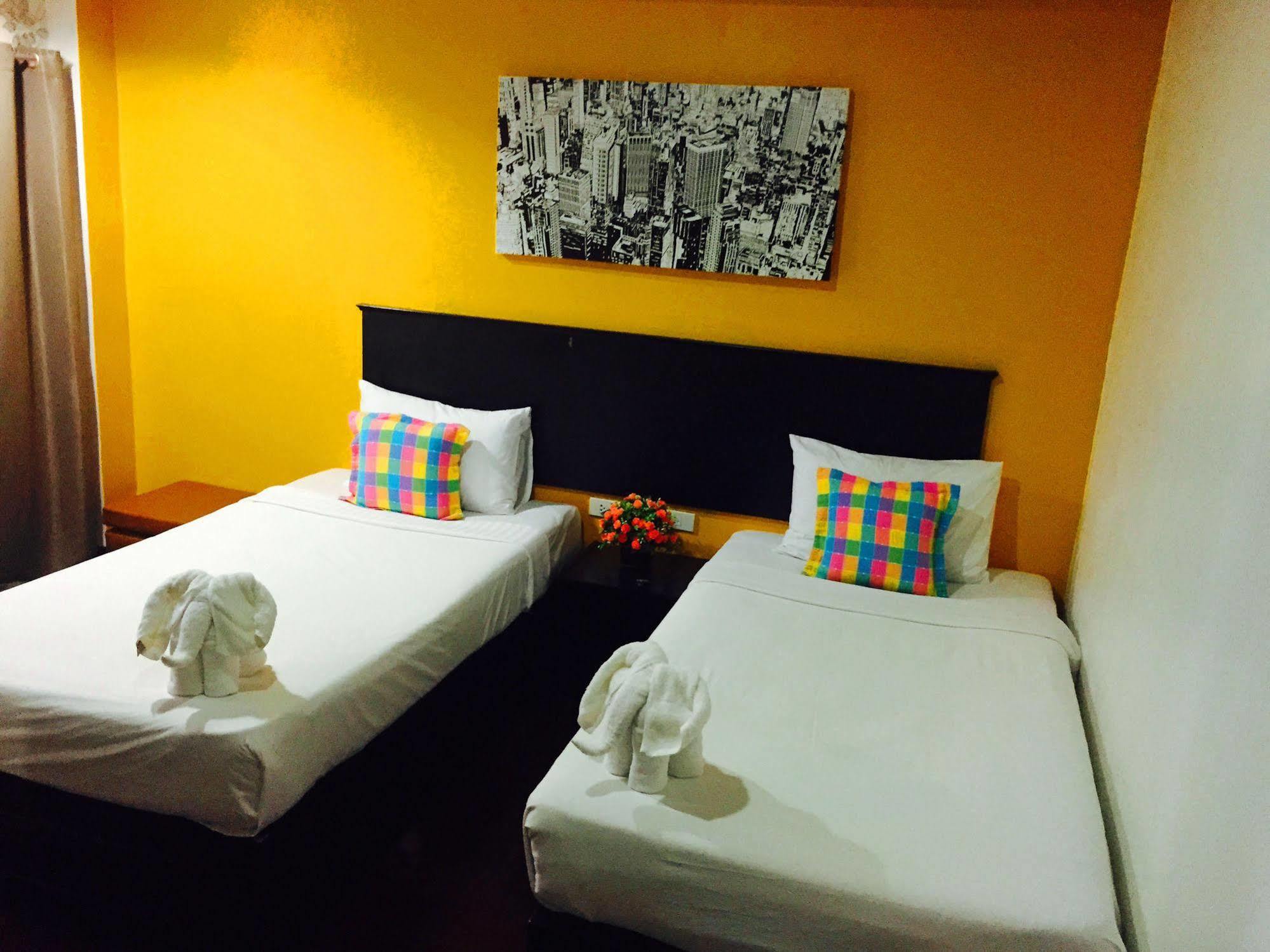 Benetti Lodge Patong Ngoại thất bức ảnh