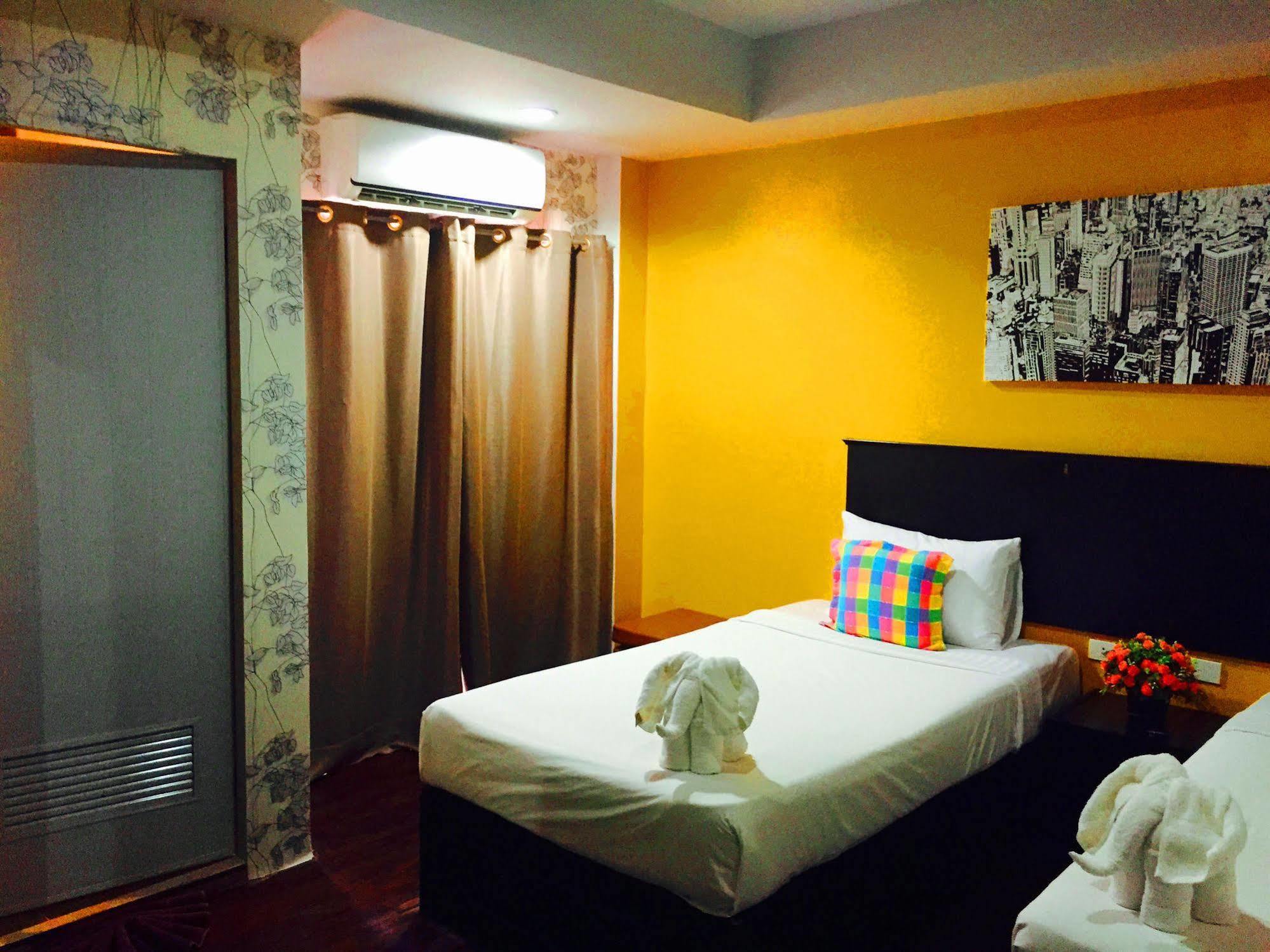 Benetti Lodge Patong Ngoại thất bức ảnh