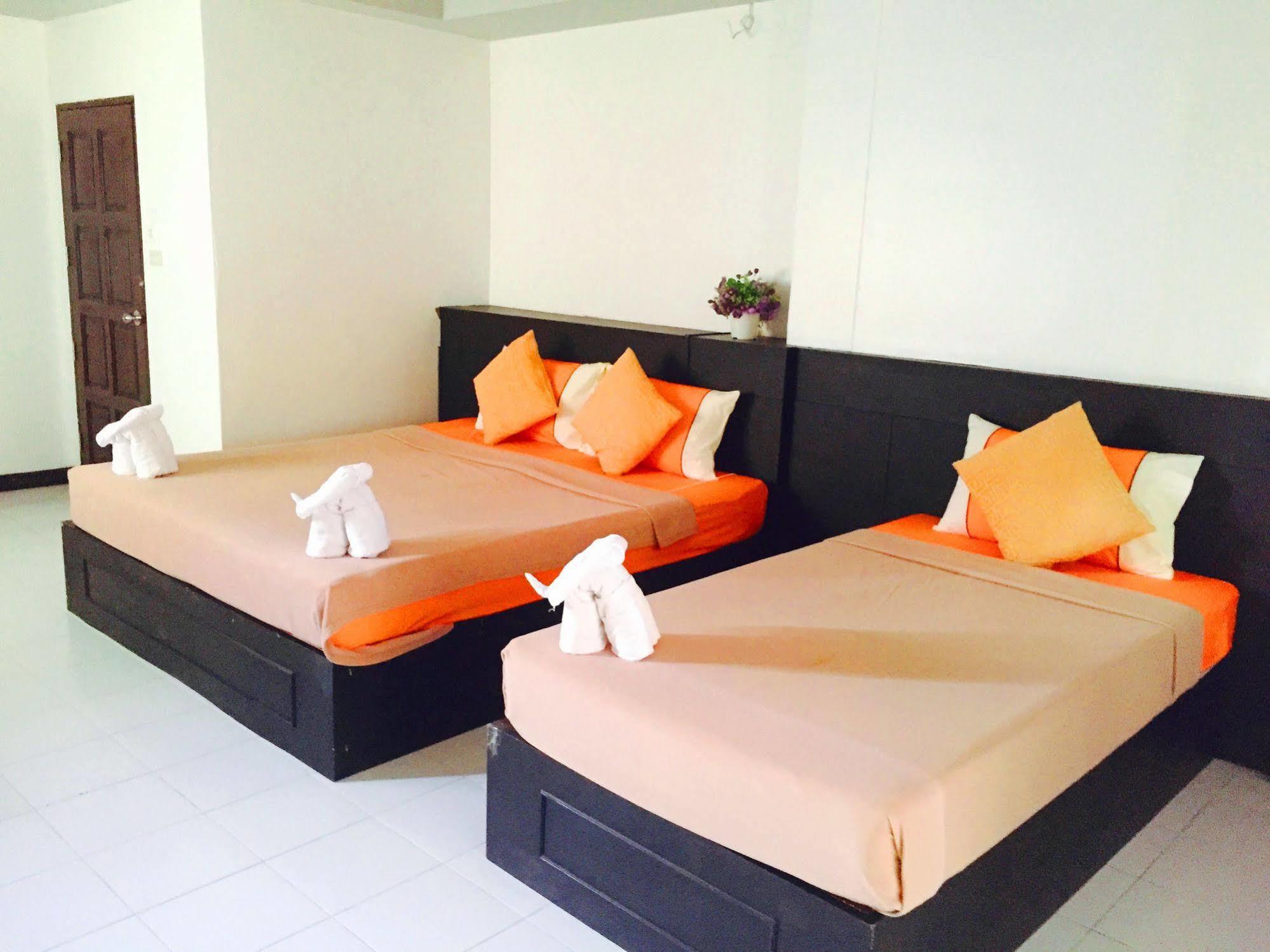 Benetti Lodge Patong Ngoại thất bức ảnh