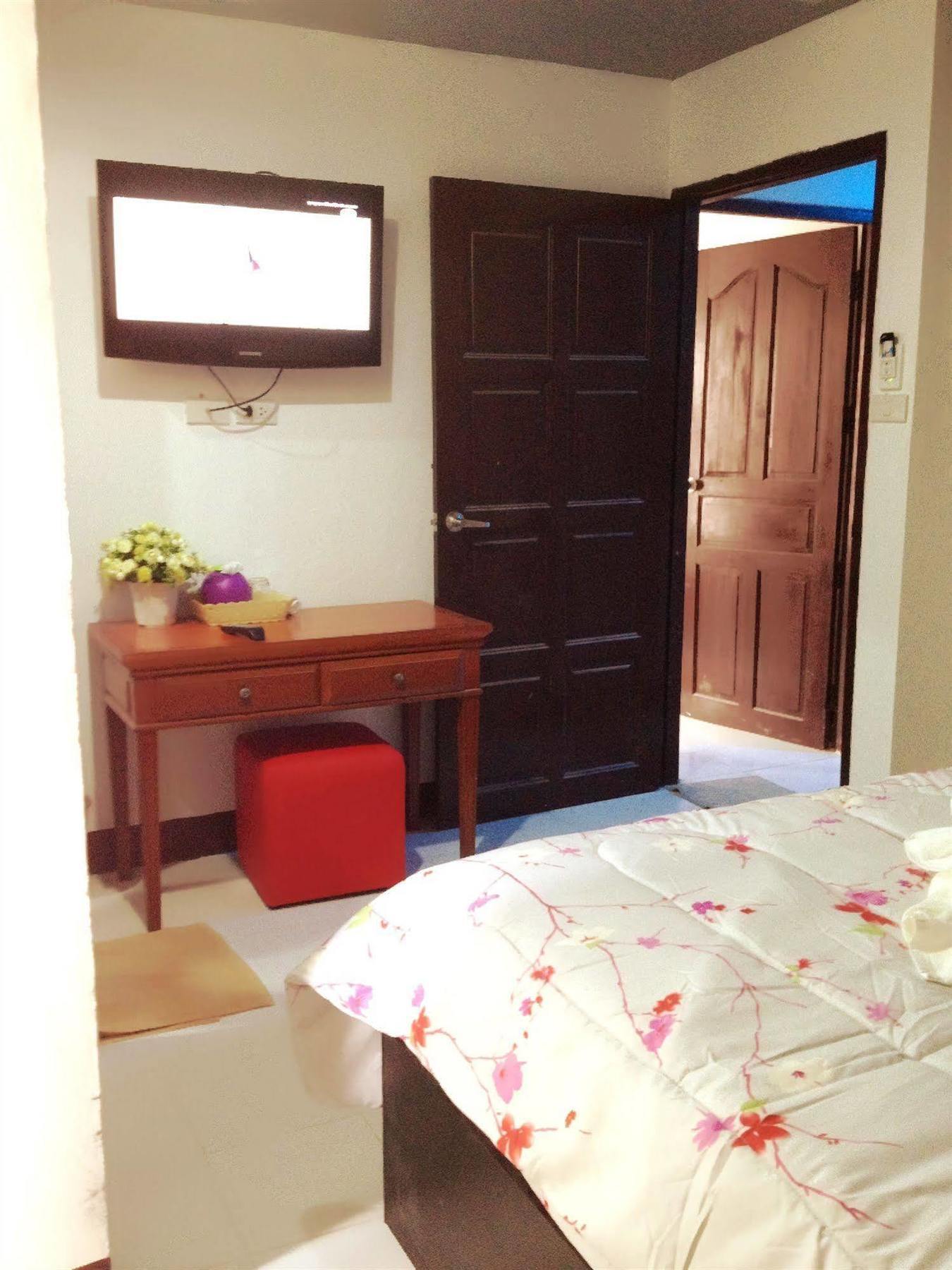 Benetti Lodge Patong Ngoại thất bức ảnh